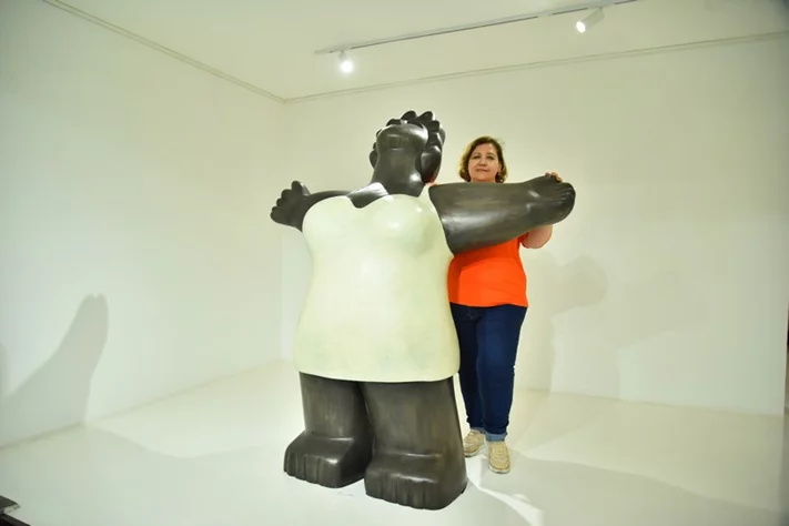 Comme Je L imagine Solo Exhibition at Chaos Art Gallery